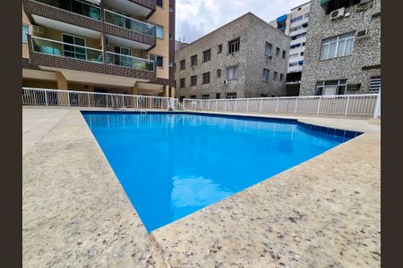 Apartamento à venda com 79m², 3 quartos e 2 vagas Apartamento à venda com 79m², 3 quartos e 2 vagasÁrea comum - Piscina