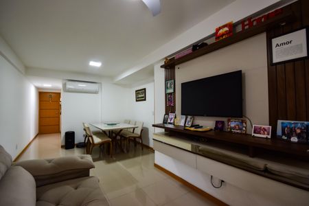 Apartamento à venda com 79m², 3 quartos e 2 vagas Apartamento à venda com 79m², 3 quartos e 2 vagasSala