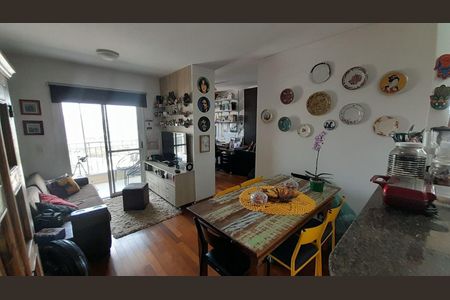 Apartamento à venda com 65m², 2 quartos e 1 vaga