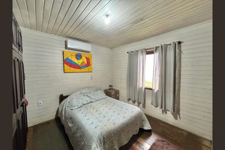 Casa à venda com 490m², 3 quartos e 3 vagasSuíte