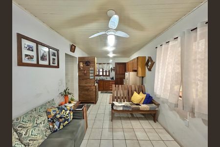 Casa à venda com 490m², 3 quartos e 3 vagasSala