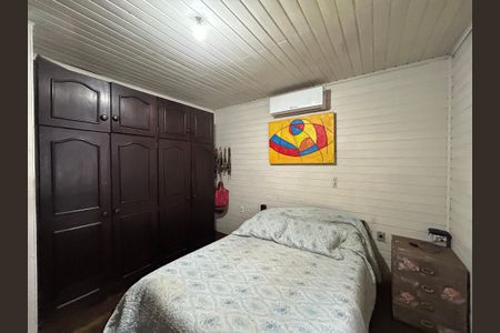 Casa à venda com 490m², 3 quartos e 3 vagasSuíte