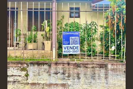 Casa à venda com 490m², 3 quartos e 3 vagasPlaca