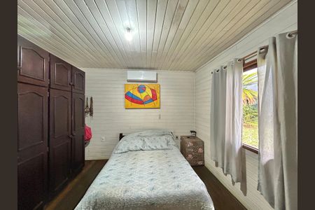 Casa à venda com 490m², 3 quartos e 3 vagasSuíte