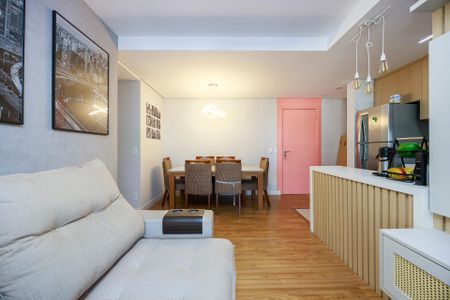 Apartamento à venda com 80m², 3 quartos e 1 vaga Apartamento à venda com 80m², 3 quartos e 1 vagaSala