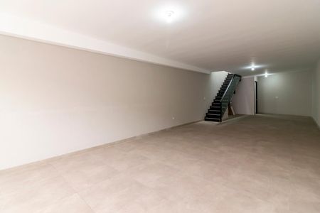 Casa à venda com 168m², 3 quartos e 4 vagas Casa à venda com 168m², 3 quartos e 4 vagasGaragem