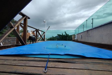 Casa de condomínio à venda com 441m², 3 quartos e 2 vagasPiscina