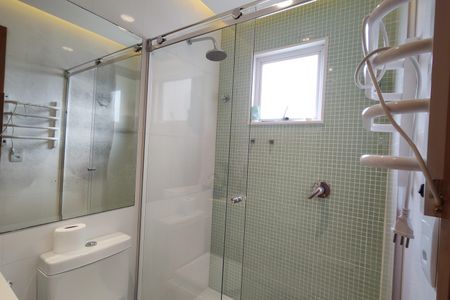 Casa de condomínio à venda com 441m², 3 quartos e 2 vagasBanheiro da Suíte 1