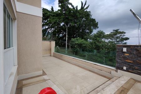 Casa de condomínio à venda com 441m², 3 quartos e 2 vagasQuintal