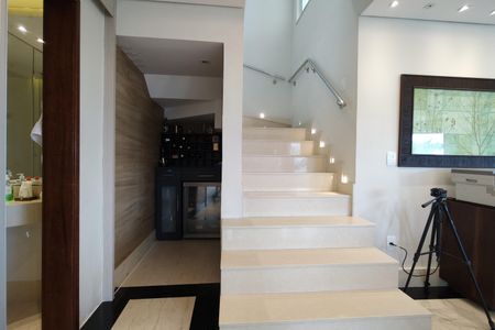 Casa de condomínio à venda com 441m², 3 quartos e 2 vagasSala