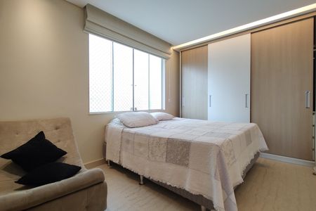 Casa de condomínio à venda com 441m², 3 quartos e 2 vagasQuarto 1 - Suíte