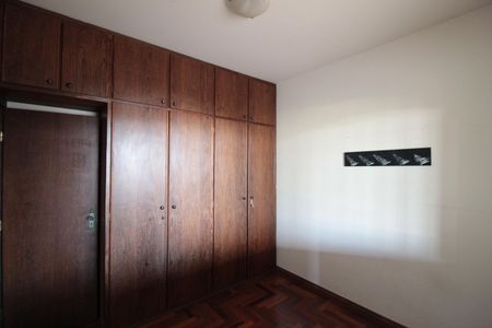Casa à venda com 830m², 4 quartos e 4 vagasQuarto 3