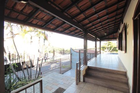 Casa à venda com 830m², 4 quartos e 4 vagasFachada