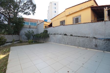 Casa à venda com 830m², 4 quartos e 4 vagasQuintal