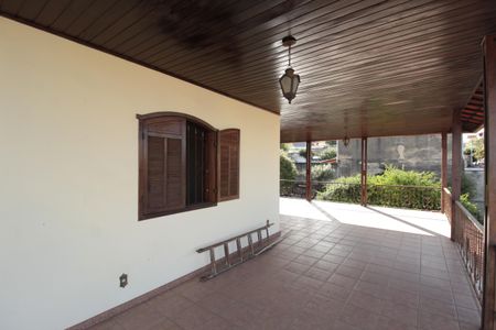 Casa à venda com 830m², 4 quartos e 4 vagasVaranda