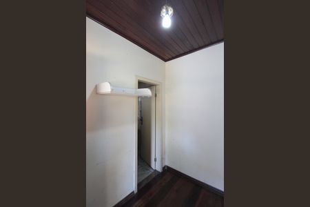 Casa à venda com 830m², 4 quartos e 4 vagasQuarto de Serviço