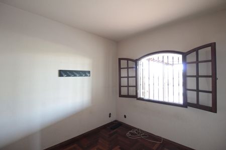 Casa à venda com 830m², 4 quartos e 4 vagasQuarto 3