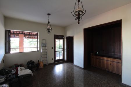Casa à venda com 830m², 4 quartos e 4 vagasSala de Jantar