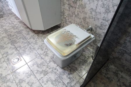 Casa à venda com 830m², 4 quartos e 4 vagasBanheiro da Suite