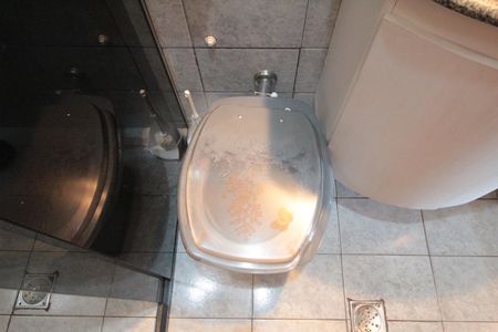 Casa à venda com 830m², 4 quartos e 4 vagasBanheiro Social