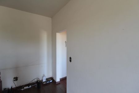 Casa à venda com 830m², 4 quartos e 4 vagasHall dos Quartos