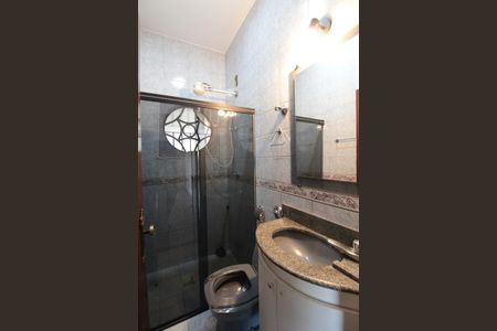 Casa à venda com 830m², 4 quartos e 4 vagasBanheiro Social