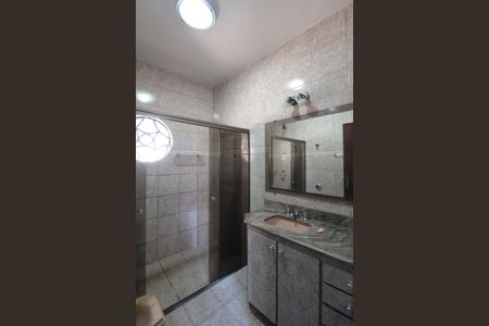 Casa à venda com 830m², 4 quartos e 4 vagasBanheiro Social