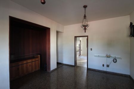 Casa à venda com 830m², 4 quartos e 4 vagasSala de Jantar