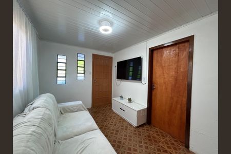 Casa à venda com 72m², 3 quartos e sem vaga Casa à venda com 72m², 3 quartos e sem vagaSala