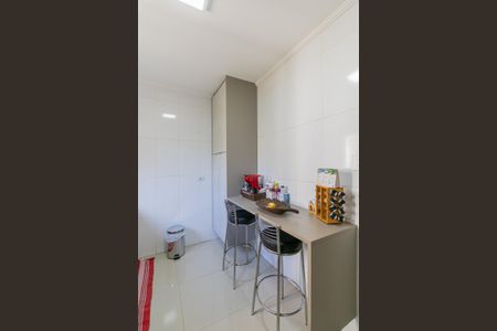 Casa à venda com 120m², 3 quartos e 4 vagas Casa à venda com 120m², 3 quartos e 4 vagasCozinha