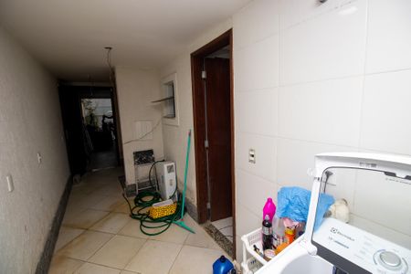 Casa de condomínio à venda com 260m², 3 quartos e 2 vagas Casa de condomínio à venda com 260m², 3 quartos e 2 vagasÁrea de Serviço