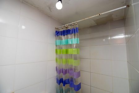 Casa de condomínio à venda com 260m², 3 quartos e 2 vagas Casa de condomínio à venda com 260m², 3 quartos e 2 vagasBanheiro de serviço