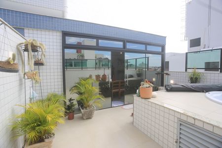 Apartamento à venda com 177m², 3 quartos e 2 vagasTerraço