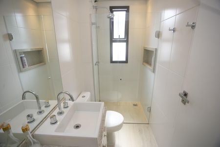 Apartamento à venda com 177m², 3 quartos e 2 vagasBanheiro de Serviço