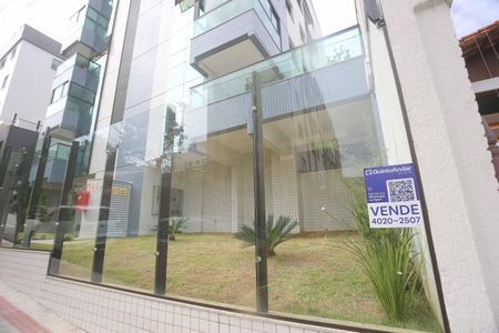 Apartamento à venda com 177m², 3 quartos e 2 vagasFachada