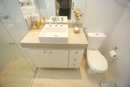 Apartamento à venda com 177m², 3 quartos e 2 vagasBanheiro