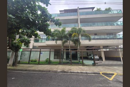 Apartamento à venda com 160m², 4 quartos e 2 vagas Apartamento à venda com 160m², 4 quartos e 2 vagasFachada