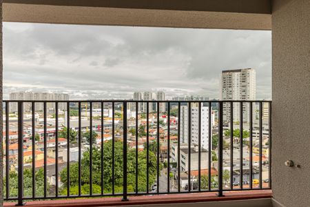 Apartamento à venda com 63m², 2 quartos e 1 vaga Apartamento à venda com 63m², 2 quartos e 1 vagaVaranda