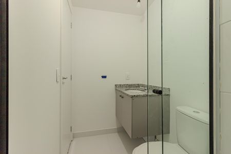 Apartamento à venda com 63m², 2 quartos e 1 vaga Apartamento à venda com 63m², 2 quartos e 1 vagaSuíte Banheiro