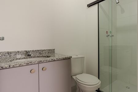 Apartamento à venda com 63m², 2 quartos e 1 vaga Apartamento à venda com 63m², 2 quartos e 1 vagaSuíte Banheiro