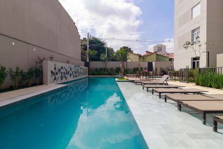 Apartamento à venda com 63m², 2 quartos e 1 vaga Apartamento à venda com 63m², 2 quartos e 1 vagaÁrea comum - Piscina