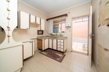 Casa à venda com 210m², 3 quartos e 3 vagas Casa à venda com 210m², 3 quartos e 3 vagasCozinha