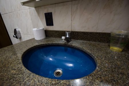 Apartamento à venda com 110m², 2 quartos e 1 vaga Apartamento à venda com 110m², 2 quartos e 1 vagaBanheiro Social