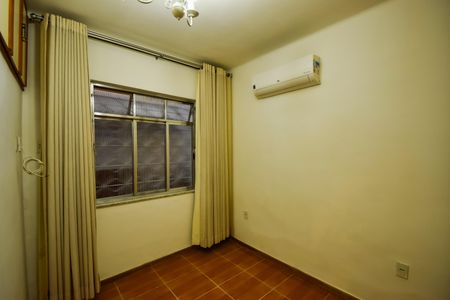 Apartamento à venda com 110m², 2 quartos e 1 vaga Apartamento à venda com 110m², 2 quartos e 1 vagaSuíte