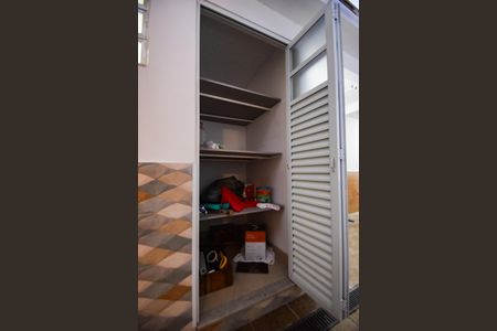 Apartamento à venda com 110m², 2 quartos e 1 vaga Apartamento à venda com 110m², 2 quartos e 1 vagaÁrea de Serviço