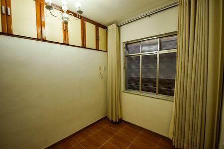 Apartamento à venda com 110m², 2 quartos e 1 vaga Apartamento à venda com 110m², 2 quartos e 1 vagaSuíte