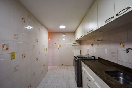 Apartamento à venda com 110m², 2 quartos e 1 vaga Apartamento à venda com 110m², 2 quartos e 1 vagaCozinha