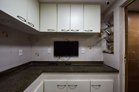 Apartamento à venda com 110m², 2 quartos e 1 vaga Apartamento à venda com 110m², 2 quartos e 1 vagaCozinha