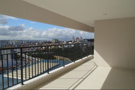 Apartamento para alugar com 127m², 3 quartos e 2 vagasVaranda