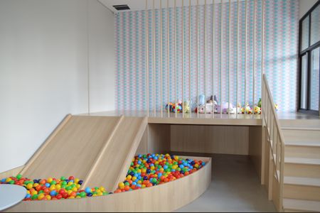 Apartamento para alugar com 127m², 3 quartos e 2 vagasÁrea comum - Brinquedoteca